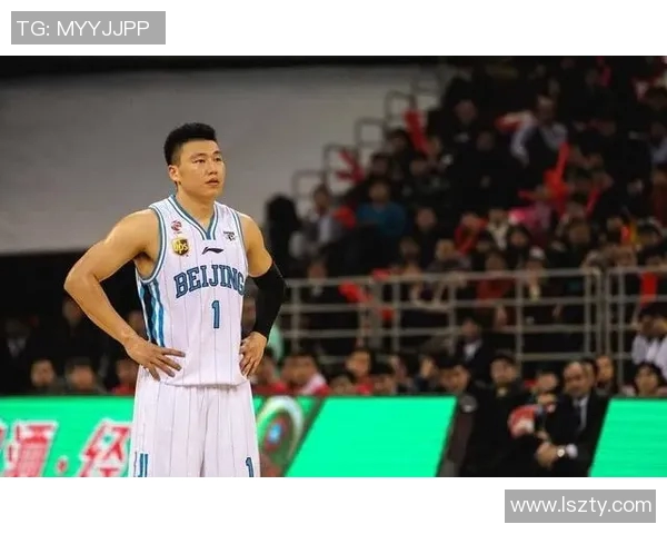 深圳篮球队的崛起之路:从默默无闻到大师赛的辉煌历程 深圳篮球队的崛起之路:从默默无闻到大师赛的辉煌历程