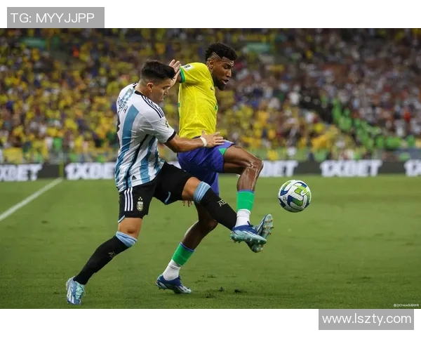 2015年足球明星回顾与成就分析探讨各大联赛的影响力与表现 2015年足球明星回顾与成就分析探讨各大联赛的影响力与表现